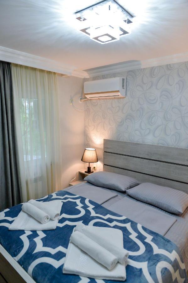Cozy House Hotel Кутаиси Екстериор снимка