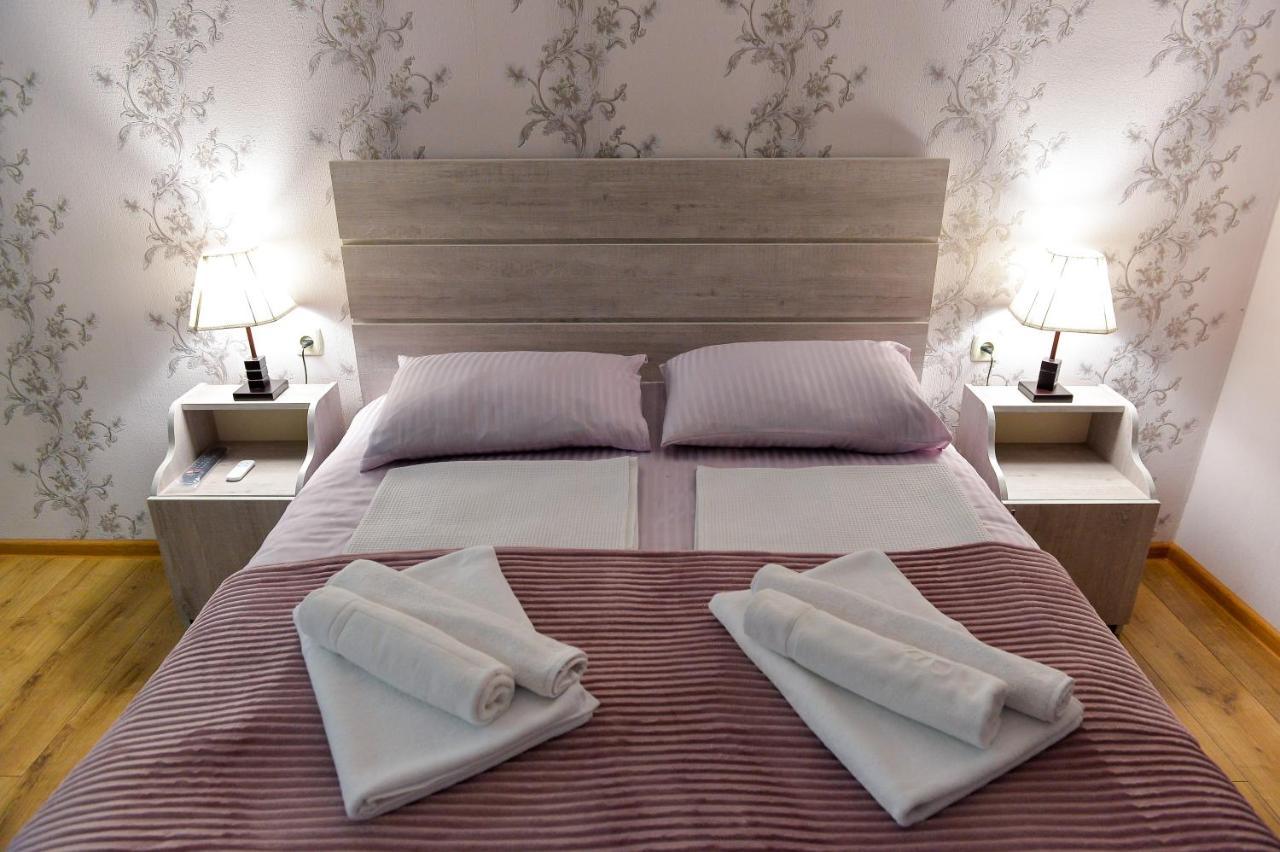 Cozy House Hotel Кутаиси Екстериор снимка