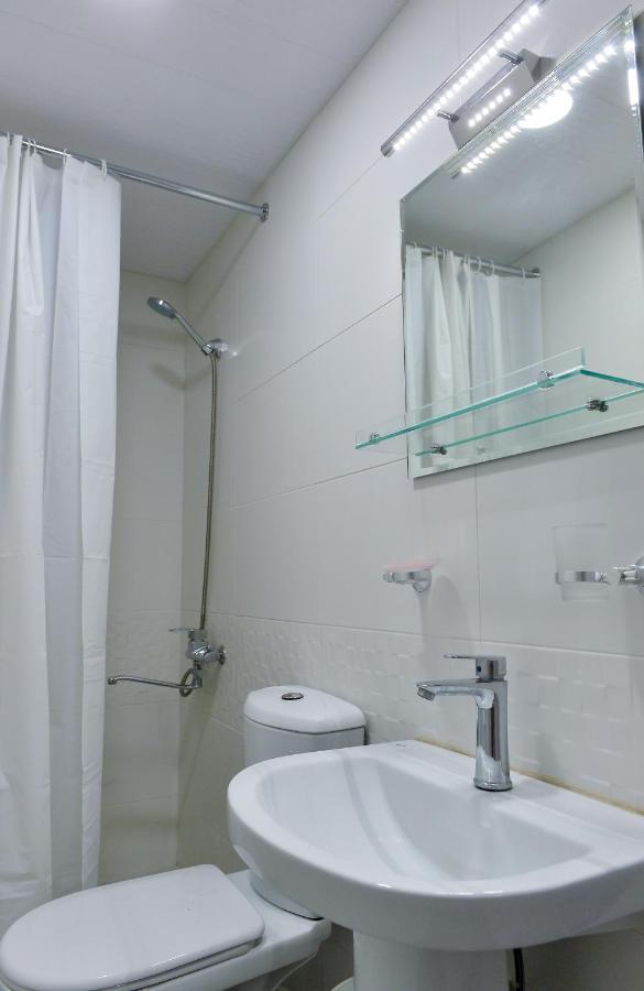 Cozy House Hotel Кутаиси Екстериор снимка